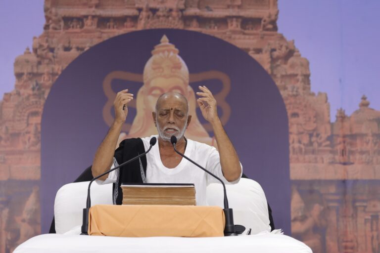 सद्गुरु मन का ज्ञाता भी है निर्माता भी है।।