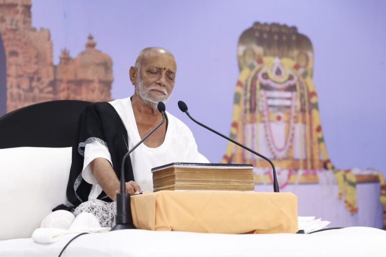 थंजावुर में रामकथा के दौरान मोरारी बापू ने भजन के महत्व पर प्रकाश डाला या भजन मार्ग नहीं है, मंज़िल है: मोरारी बापू