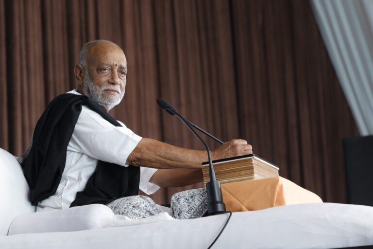 आदेश,उपदेश और संदेश सदैव दूसरों के लिए होता है।।