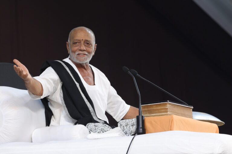 सब कुछ जानने की कोशिश मत करो,कुछ अननोन रह जाए वह भी जरूरी है!